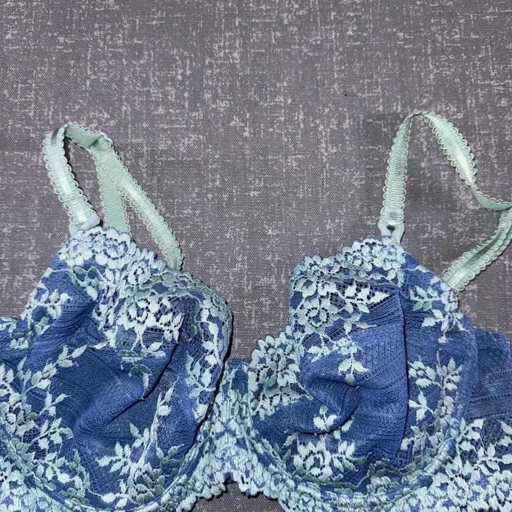 Wacoal Bra Womens 34D Blue Lace Balconette Underwire Unlined Sheer Floral 65191